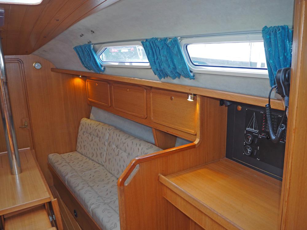 Salon, Accommodatie